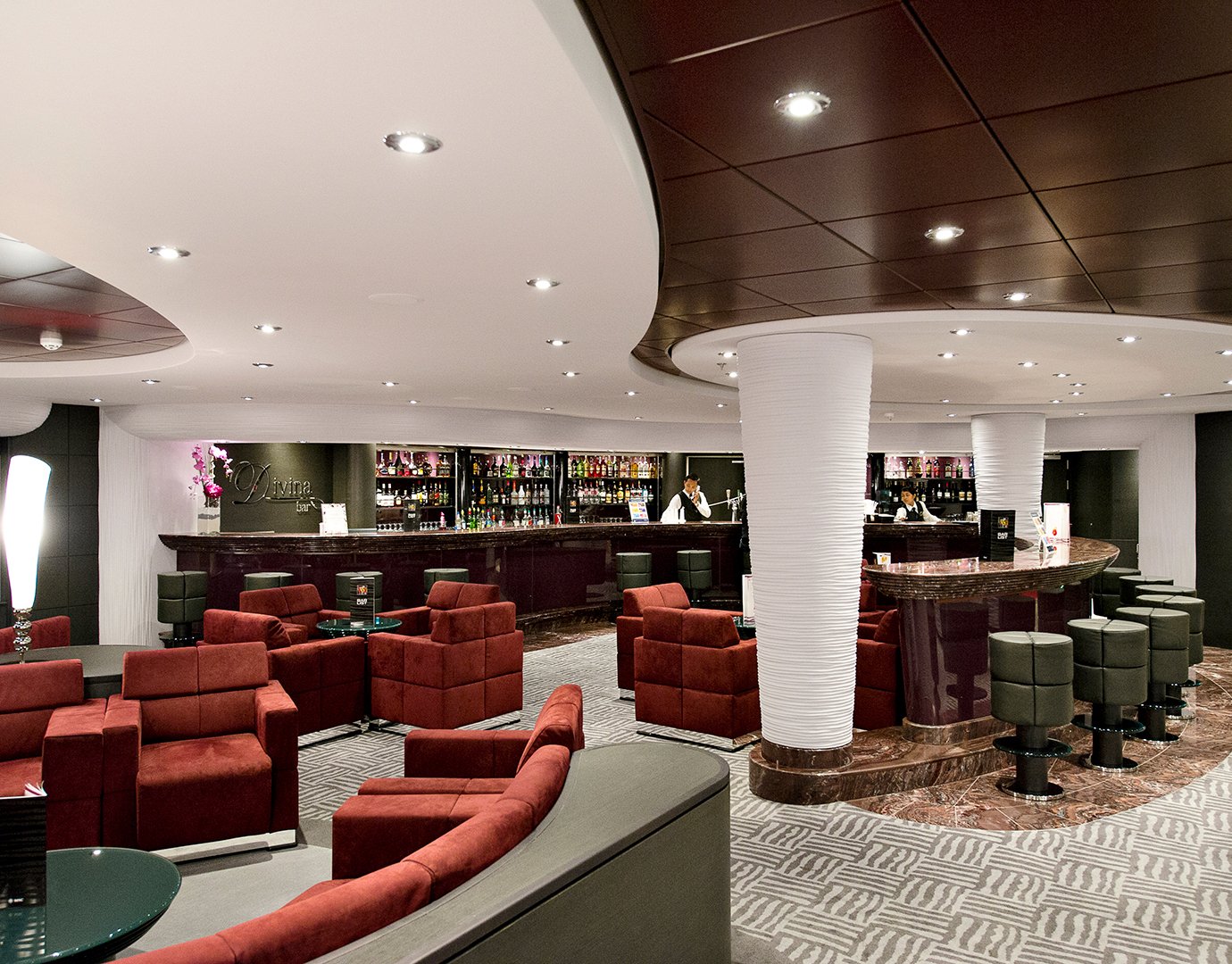 MSC Cruises 03 msc divina bar MSC Cruises 03 msc divina bar