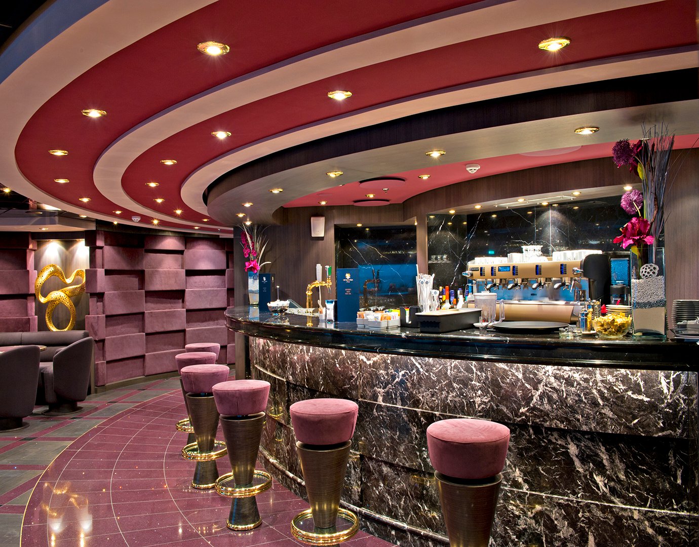 MSC Cruises 10 top sail lounge MSC Cruises 10 top sail lounge